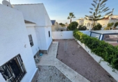 Chalet independiente con terreno en venta en la España, Torrevieja, ref: TR414588 foto