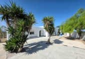 Chalet independiente con terreno en venta en la España, Guardamar del Segura, ref: TR414599 foto