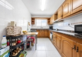 Chalet independiente con terreno en venta en la España, Vilanova i la Geltrú, ref: TR414615 foto