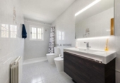 Chalet independiente con terreno en venta en la España, Vilanova i la Geltrú, ref: TR414615 foto