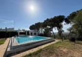 Chalet independiente con terreno en venta en la España, Aznalcázar, ref: TR414624 foto
