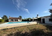 Chalet independiente con terreno en venta en la España, Aznalcázar, ref: TR414624 foto