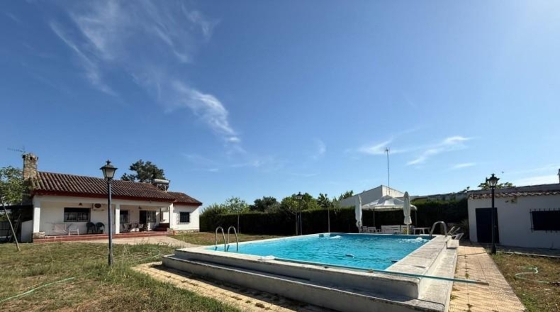 Seville - Aznalcázar - 216m2