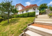 Chalet independiente con terreno en venta en la España, Argoños, ref: TR414627 foto
