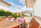 Chalet independiente con terreno en venta en la España, Argoños, ref: TR414627 foto
