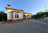 Chalet independiente con terreno en venta en la España, Chiclana de la Frontera, ref: TR414631 foto