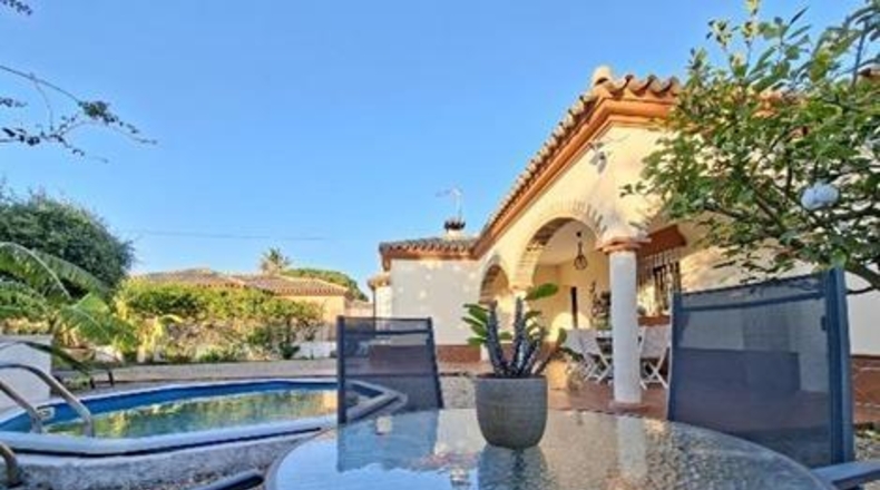 Cádiz - Chiclana de la Frontera - 555m2
