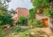 Casa de pueblo en venta en la España, Sant Salvador de Guardiola, ref: TR414632 foto