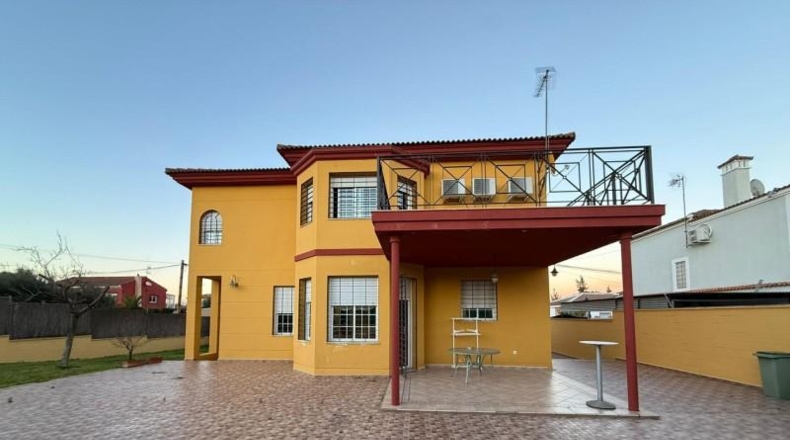 Seville - Bollullos de la Mitación - 323m2