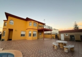 Chalet independiente con terreno en venta en la España, Bollullos de la Mitación, ref: TR414662 foto