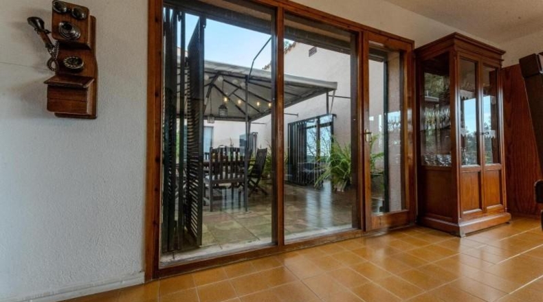 Барселона - Castellar del Vallès - 2158m2