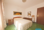 Casa de pueblo en venta en Ripollet ref: TR414446 foto