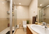 Chalet adosado con terreno en venta en Castellbisbal ref: TR414447 foto