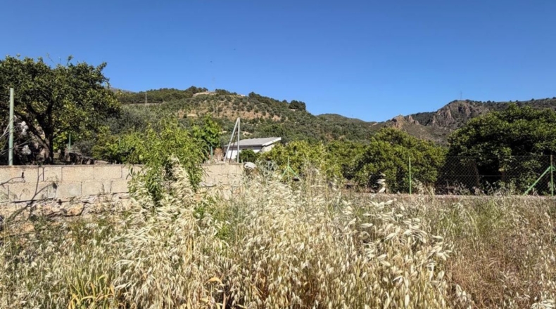 Granada - Béznar - 1200m2