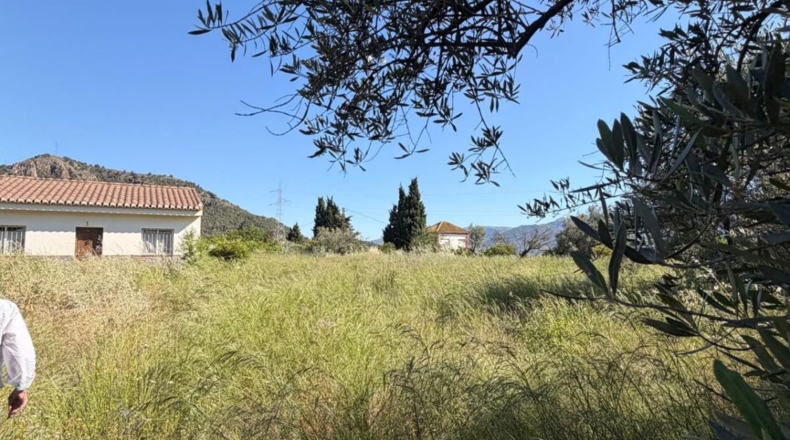 Granada - Béznar - 1200m2