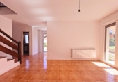 Chalet independiente con terreno en venta en la España, Cabezón de la Sal, ref: TR414690 foto