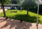 Chalet independiente con terreno en venta en Jaén ref: TR414699 foto