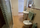Chalet independiente con terreno en venta en Jaén ref: TR414699 foto