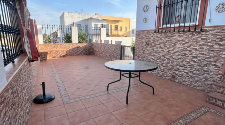 Seville - Castilleja de la Cuesta - 306m2