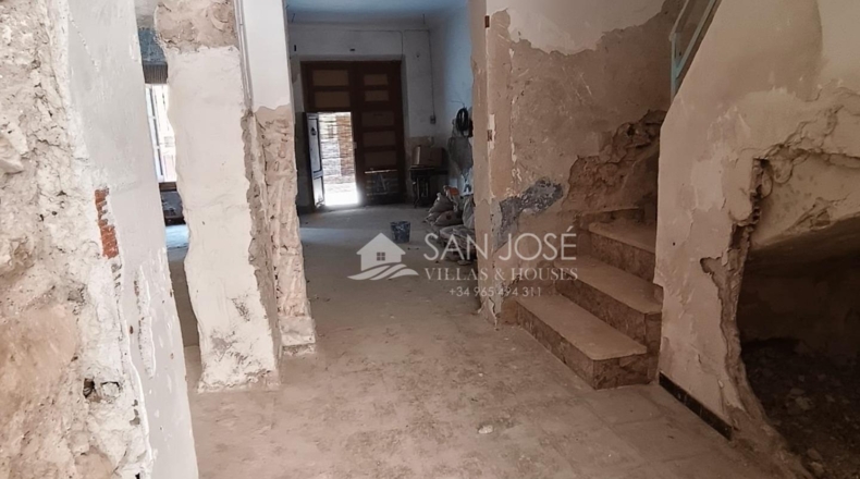 Alicante - Monforte del Cid - 327m2