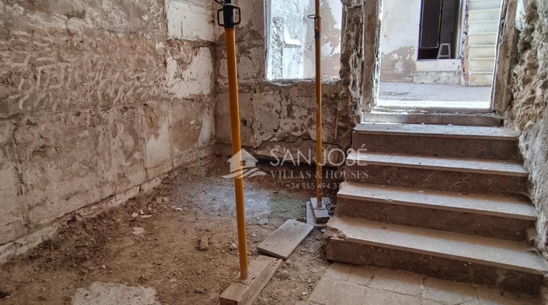 Alicante - Monforte del Cid - 327m2