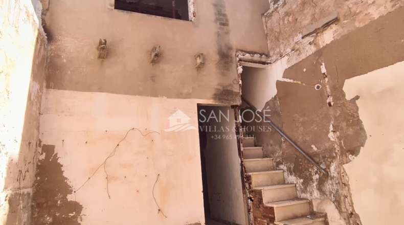 Alicante - Monforte del Cid - 327m2