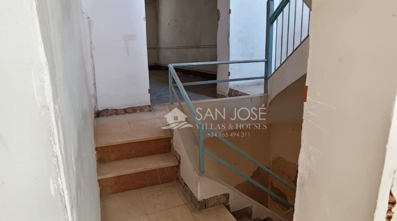 Alicante - Monforte del Cid - 327m2