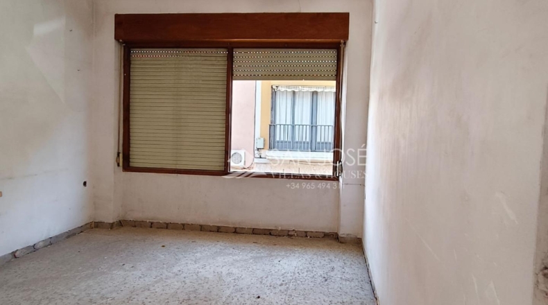 Alicante - Monforte del Cid - 327m2