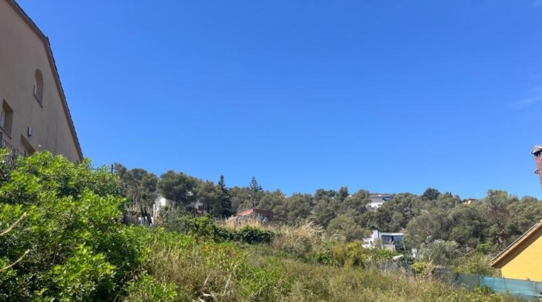 Barcelona - Canyelles - 600m2