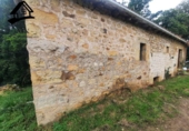 Chalet independiente con terreno en venta en la España, Villacarriedo, ref: TR414750 foto