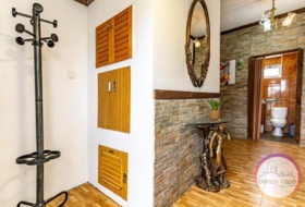 Midón 1407&nbsp;m²