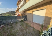 Casa de pueblo en venta en la España, Rocafort, ref: TR414811 foto