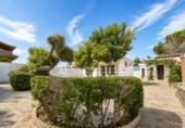 Chalet independiente con terreno en venta en la España, Chiclana de la Frontera, ref: TR414853 foto