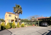 Chalet independiente con terreno en venta en la España, Dénia, ref: TR414874 foto