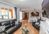 Chalet independiente con terreno en venta en la España, Roda de Berà, ref: TR375449 foto