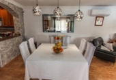 Chalet independiente con terreno en venta en la España, Roda de Berà, ref: TR375449 foto