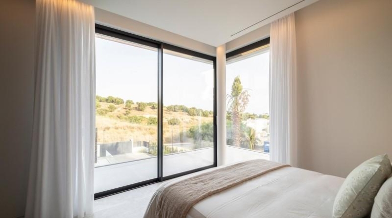 Málaga - Estepona - 1182m2