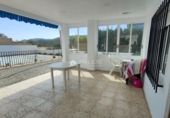 Chalet independiente con terreno en alquiler en la España, Aspe, ref: TR414894 foto
