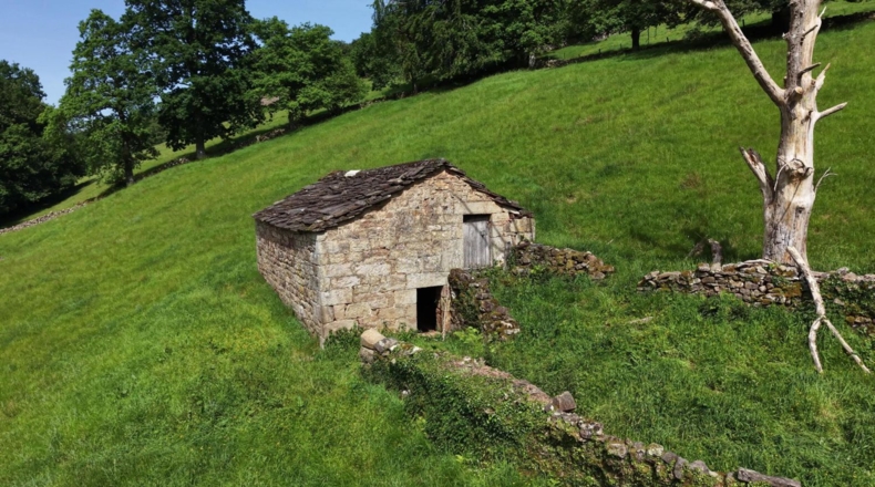 Cantàbria - San Pedro del Romeral - 8000m2
