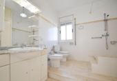 Casa de pueblo en venta en la España, Deltebre, ref: TR298627 foto