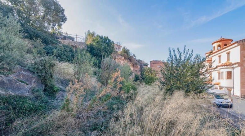 Granada - Vélez de Benaudalla - 1200m2