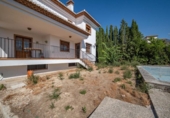 Chalet independiente con terreno en venta en la España, Gabia Grande, ref: TR414962 foto