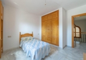 Chalet independiente con terreno en venta en la España, Gabia Grande, ref: TR414962 foto