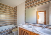 Chalet independiente con terreno en venta en la España, Gabia Grande, ref: TR414962 foto