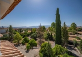 Chalet independiente con terreno en venta en la España, Gabia Grande, ref: TR414962 foto
