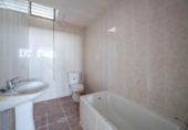 Chalet independiente con terreno en venta en la España, Gabia Grande, ref: TR414962 foto