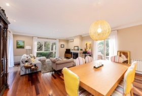Hoyo de Manzanares 1518&nbsp;m²