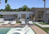 Chalet independiente con terreno en venta en la España, Marbella, ref: TR347786 foto