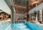Chalet independiente con terreno en venta en la España, Marbella, ref: TR322640 foto