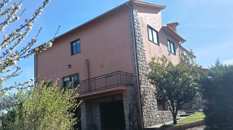 Pontevedra - Cerdedo - 3276m2